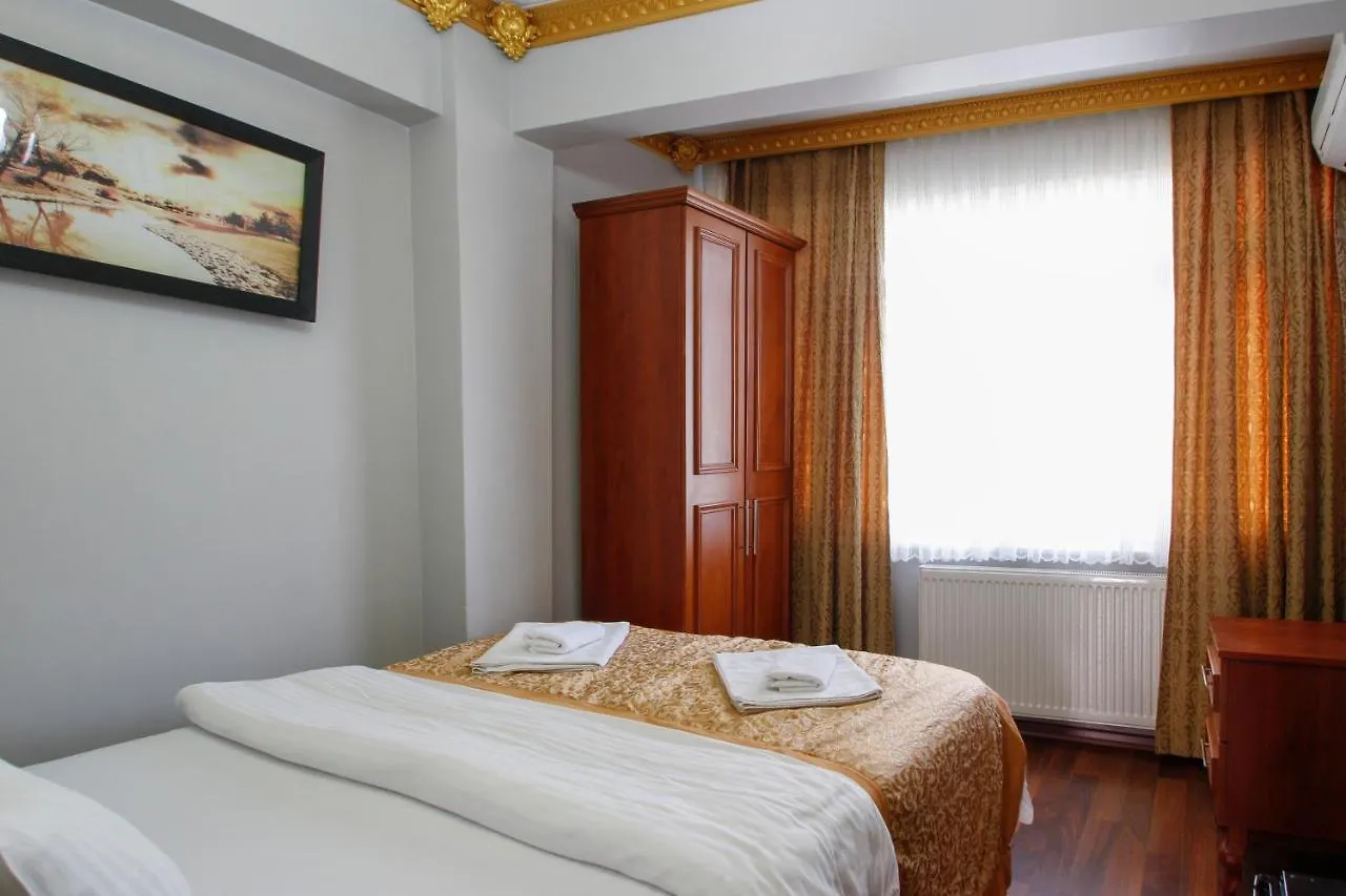 Boutique California Hotel Стамбул 2*,