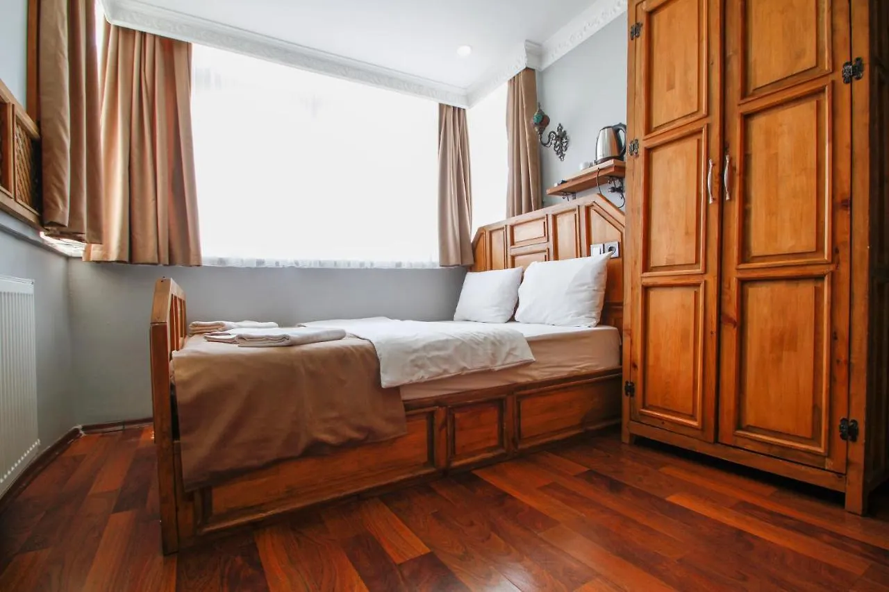 Boutique California Hotel Стамбул Турция